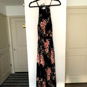 Lulus Maxi Dress, High Neck, Floral, Large